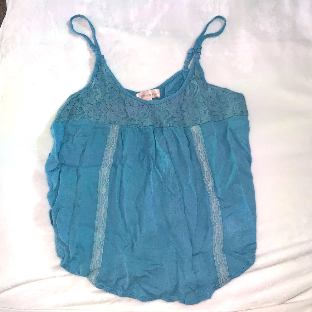 Tank top with lace detailing